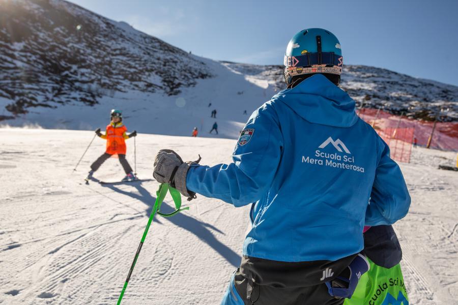 Scuola sci mera monterosa