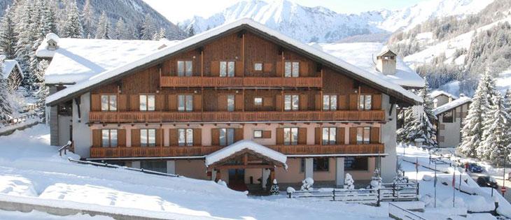 HOTEL DE CHAMPOLUC