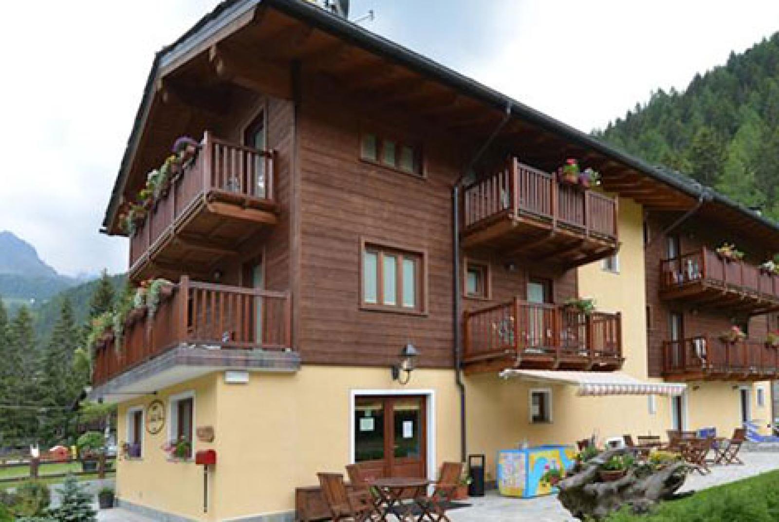 HOTEL LE PETIT ABRI